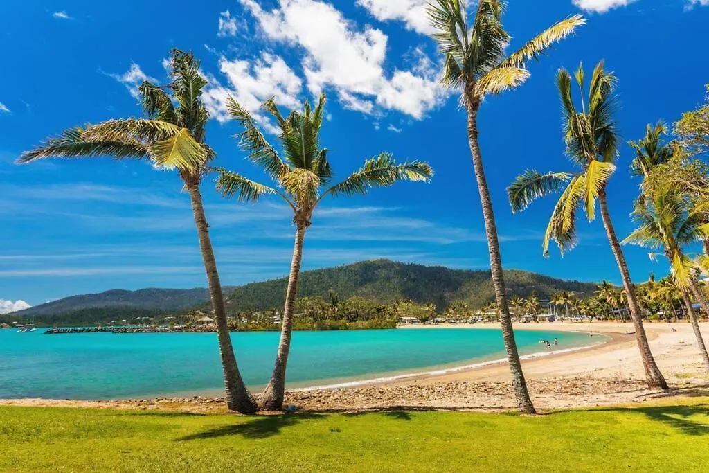 Apartment Ocean View 33A Studio Pool Ocean View Wifi Airlie Beach Australia
