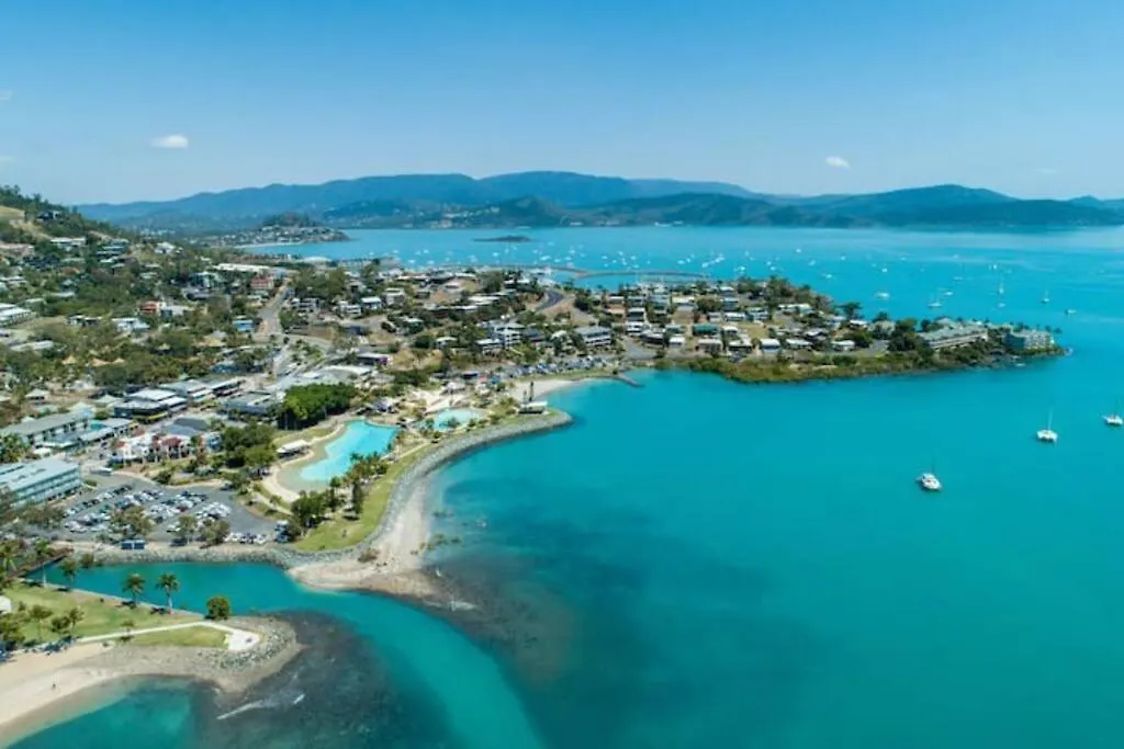 Ocean View 33A Studio Pool Ocean View Wifi Airlie Beach 0*,  Australia